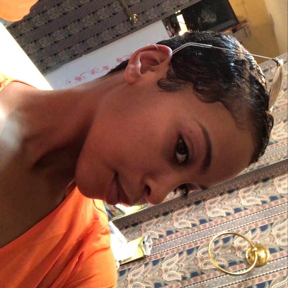 Meet your Posher, Mackenzie